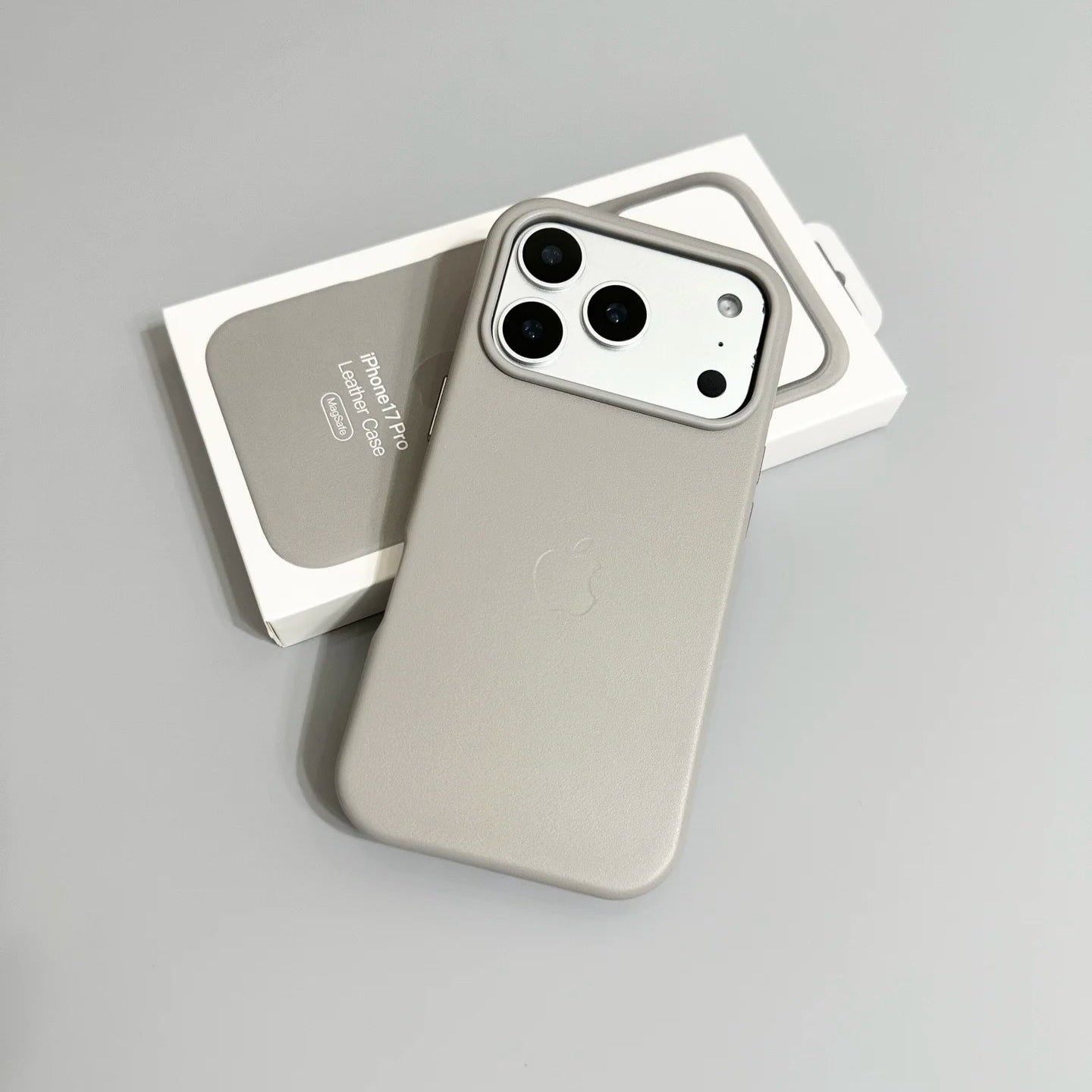 LEATHER PHONE CASE FOR APPLE 17